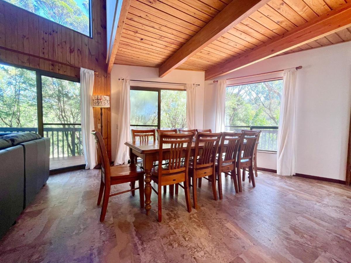 Sublime Cedar Lodge Leura Exterior photo